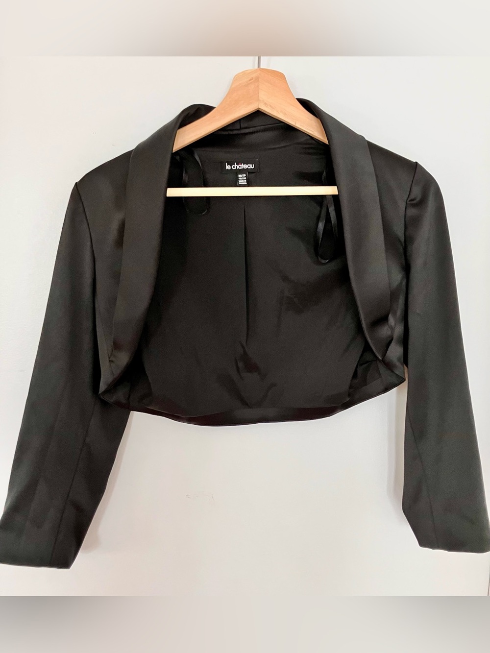 le chateau Black Satin crop  Bolero
